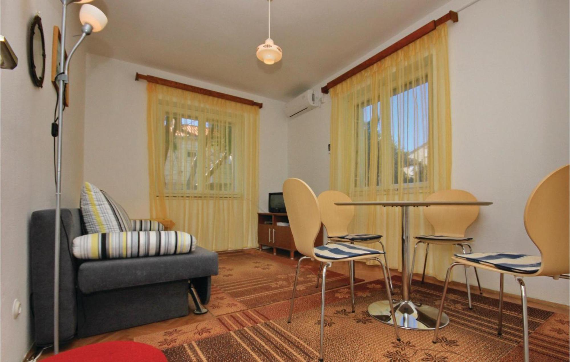 Amazing Apartment In Lumbarda With Kitchen Exterior foto